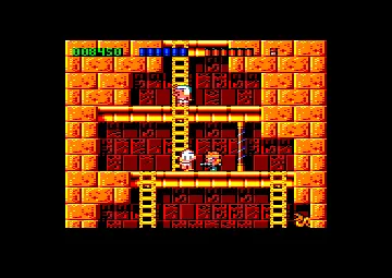 Rick Dangerous (UK) (1989) (Trainer) screen shot game playing